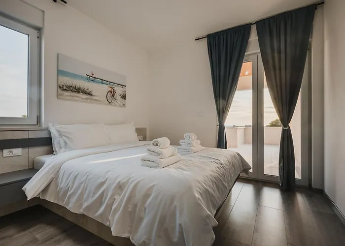 Apartment Ashka By Rent Istria