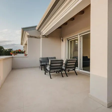 Ashka By Rent Istria * אומאג